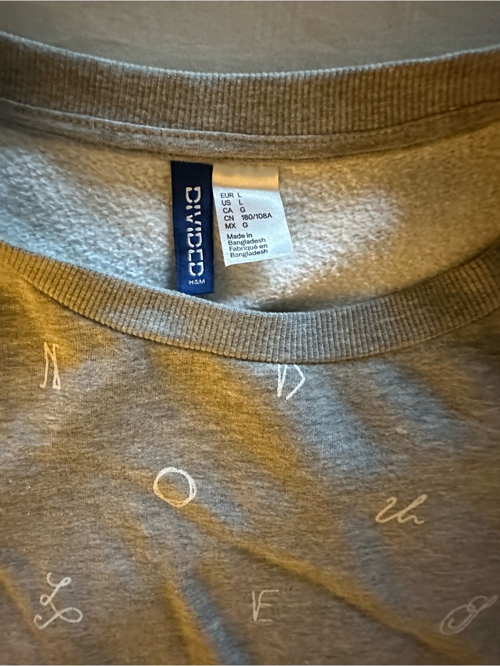 Divided Gray Crewneck Sweater with Script Print - Picture 3 of 6
